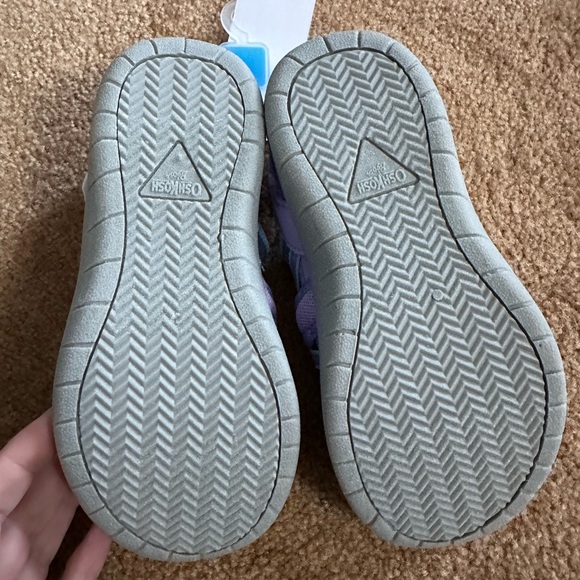 Oshkosh lavender purple bumper toe sneaker sandal - Picture 4 of 10